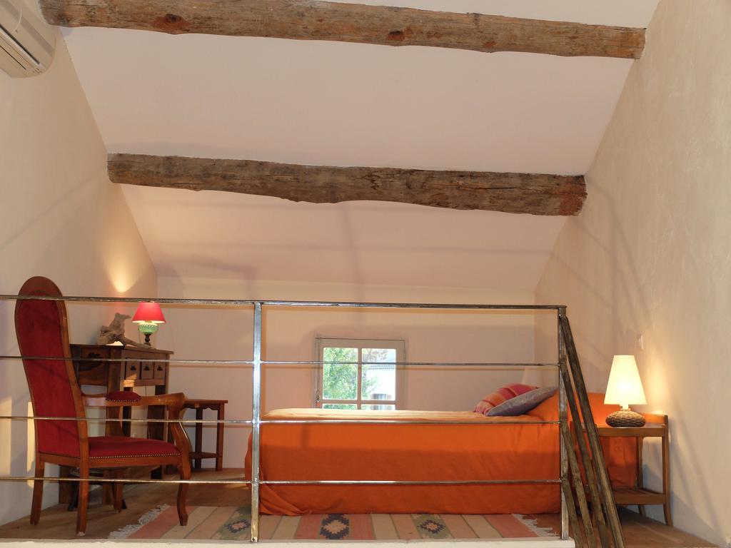 La Maison De L'Isle Екстер'єр фото